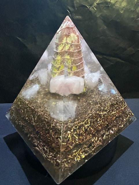 Unakite Tower Pyramid
