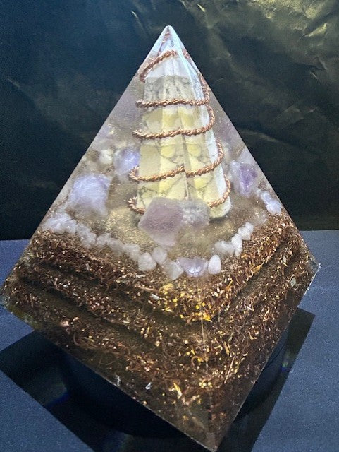 Howlite Master Crystal Pyramid